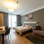 Wolska Suits Apartmán Varšava