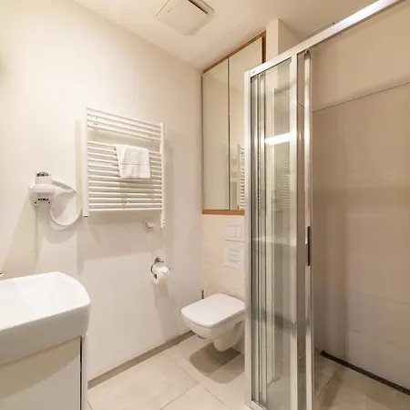 Wolska Suits アパート *