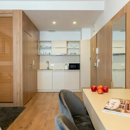 Wolska Suits Appartement *